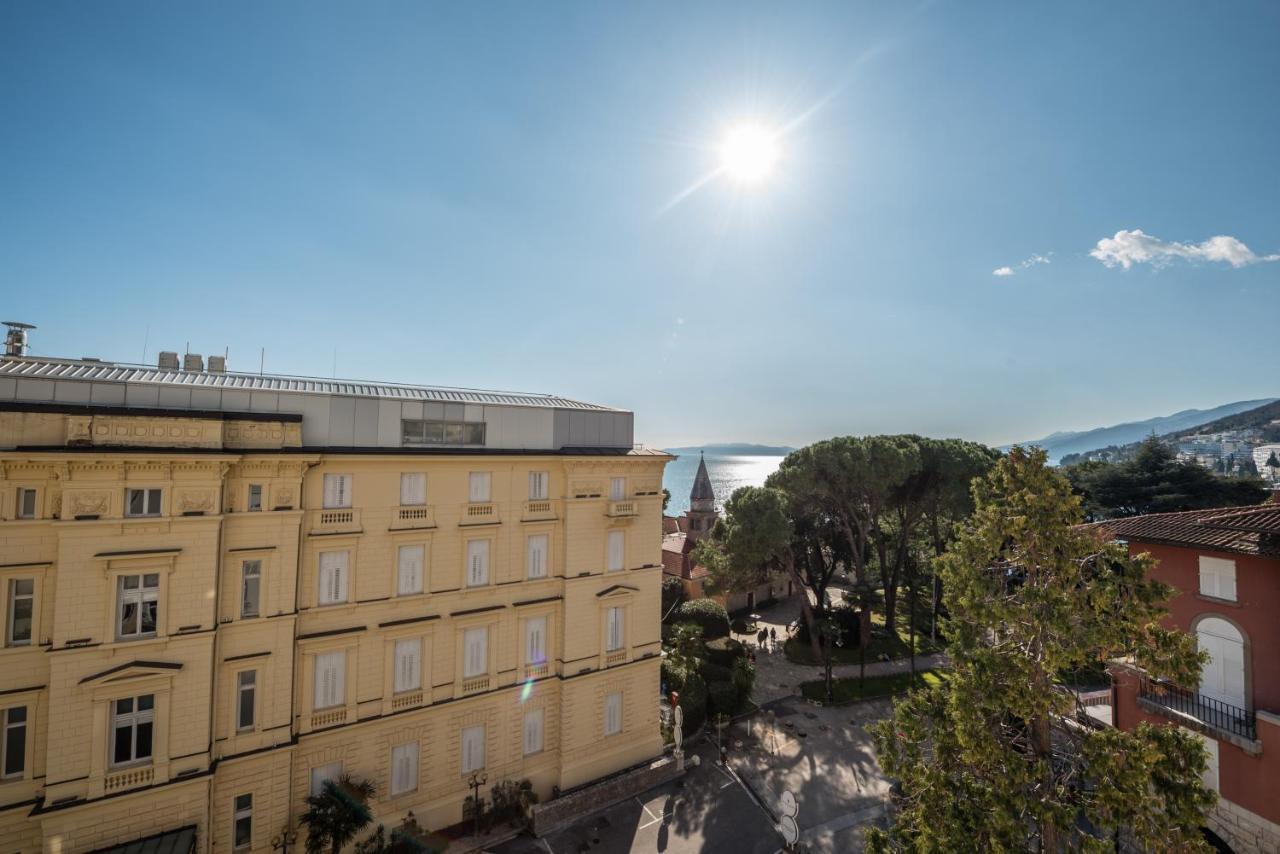 Apartments Villa Devana Opatija Exterior foto